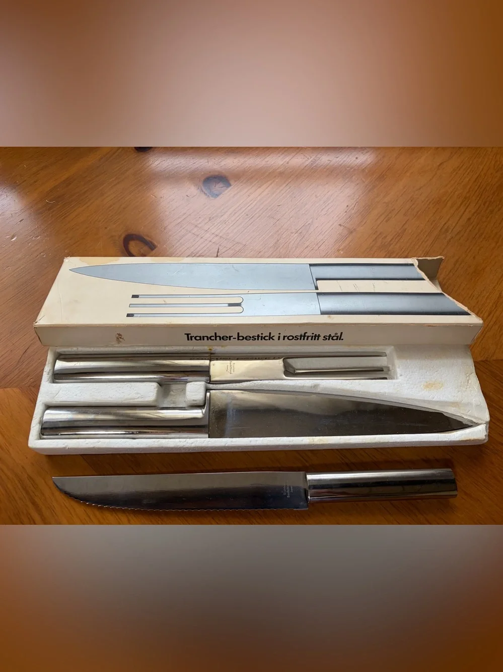 BodaNova 3-piece set: meat knife and fork, and a serrated utility knife.vintage